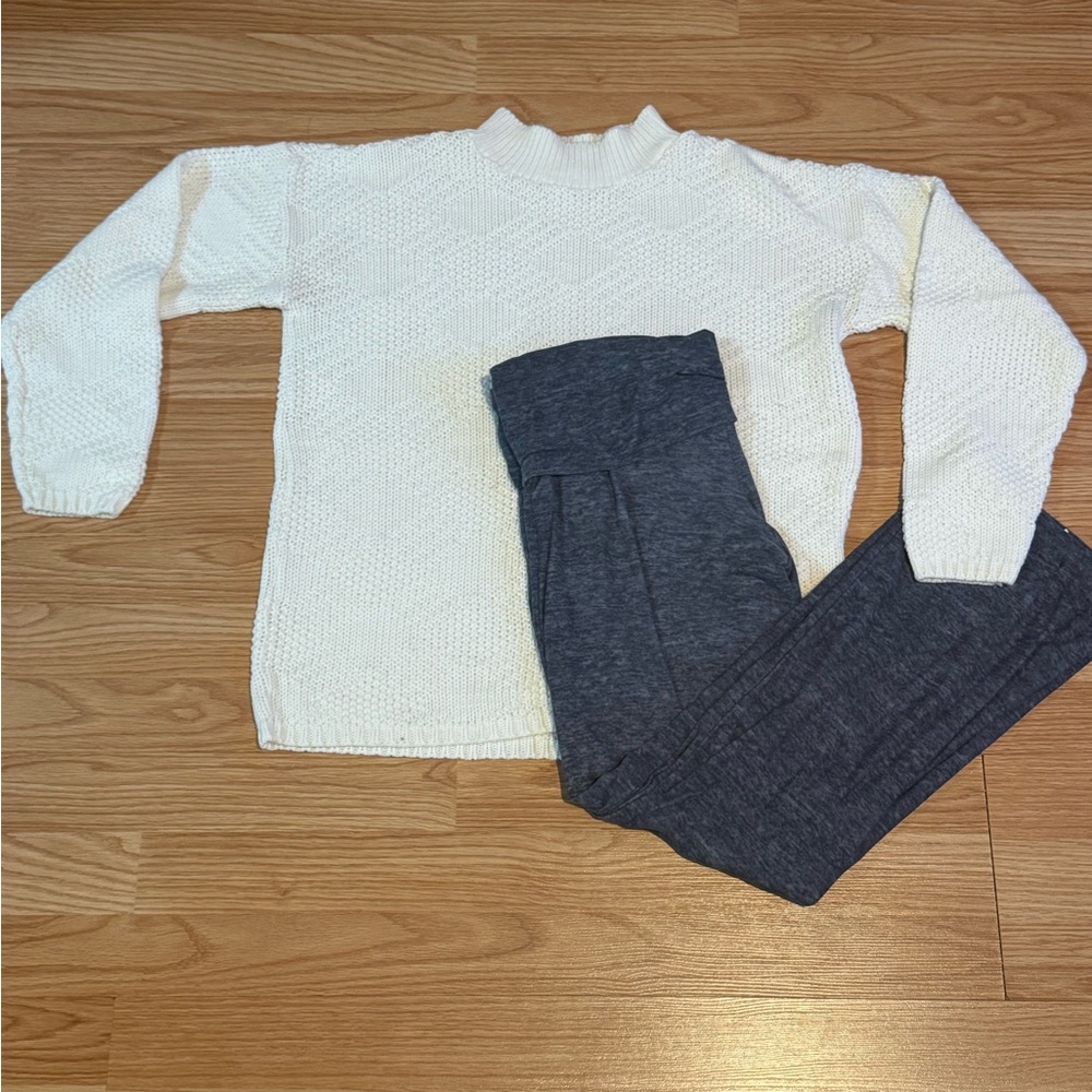 Bobbie Brooks Sweater Pants Set